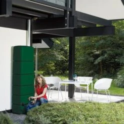 Regenton Slim Muurmodel 300 L - Groen 3 Regenton Slim Muurmodel 300 L - Groen -ESSCHERT DESIGN Verkoopwinkel regenton slim muurmodel 300 l groen kraantje 1556805072 2 600